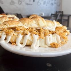 CROISSANT FRANGO E REQUEIJAO